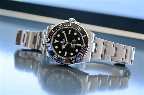 how to wear a rolex submariner|rolex submariner review.